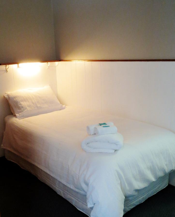 Stansbury Holiday Motel 외부 사진