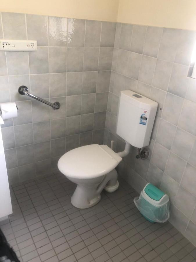 Stansbury Holiday Motel 외부 사진